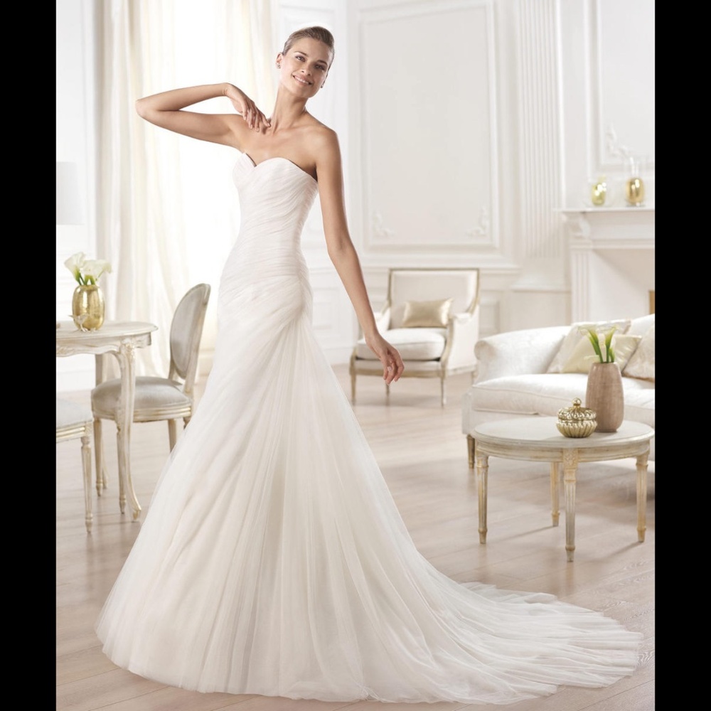 Pronovias Orel
